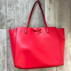 Previously loved coral Kate Spade shoulder bag